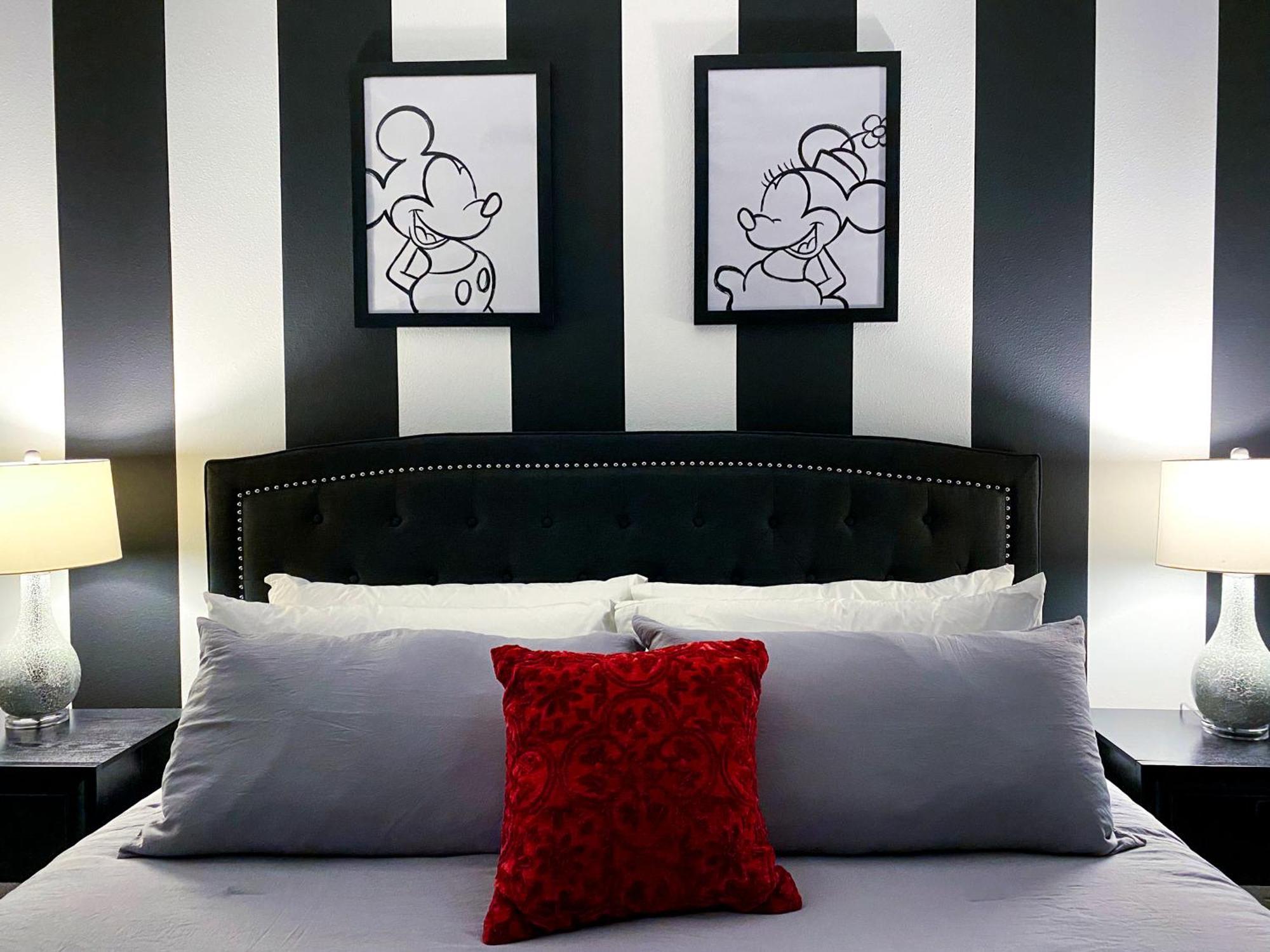 Magical Family Vacation Home Near Disney World At Storey Lake, Star Wars Gameroom, Pool, Theater, Mickey Slide, Sleeps Up To 28 Kissimmee Buitenkant foto