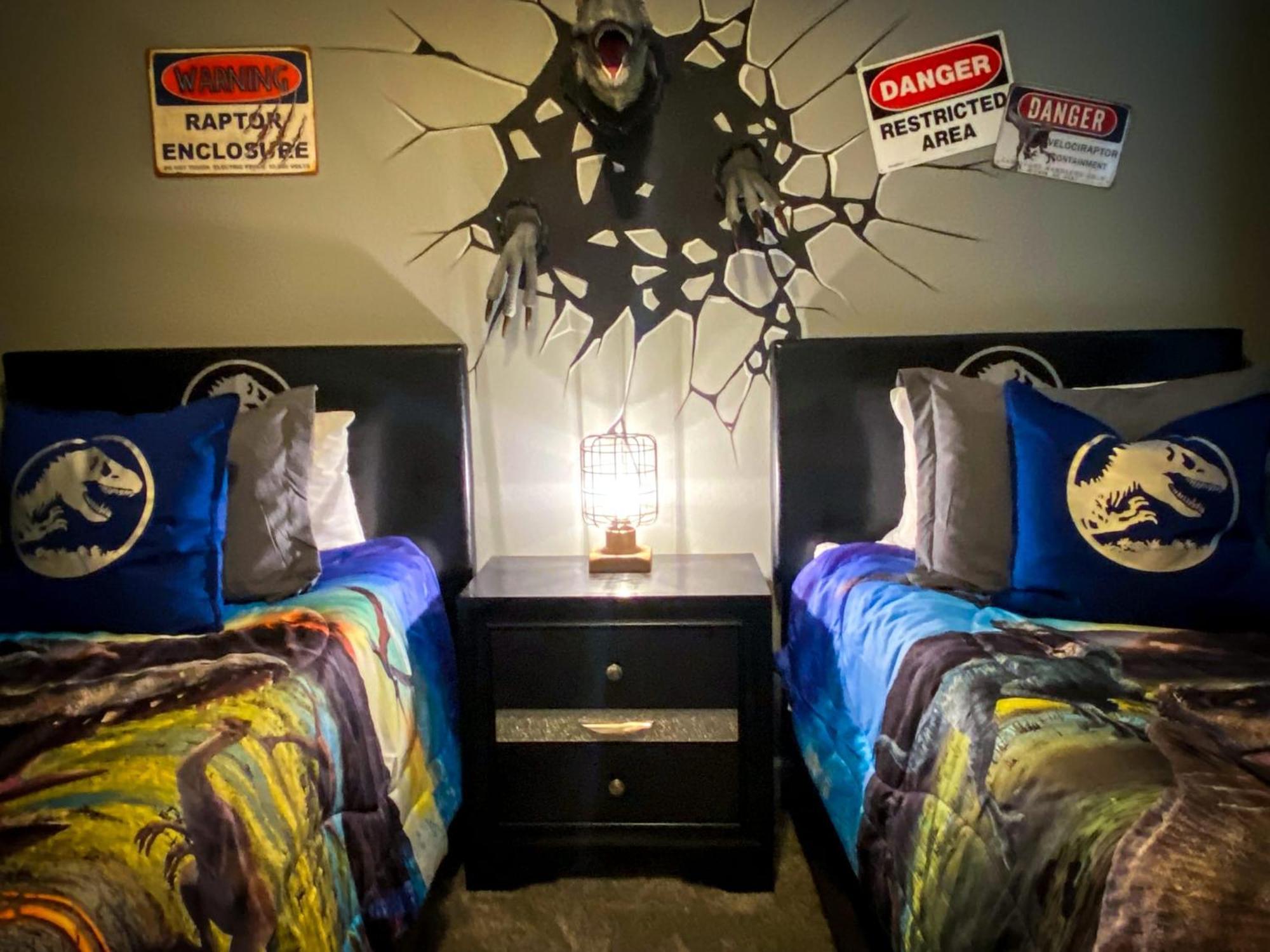 Magical Family Vacation Home Near Disney World At Storey Lake, Star Wars Gameroom, Pool, Theater, Mickey Slide, Sleeps Up To 28 Kissimmee Buitenkant foto