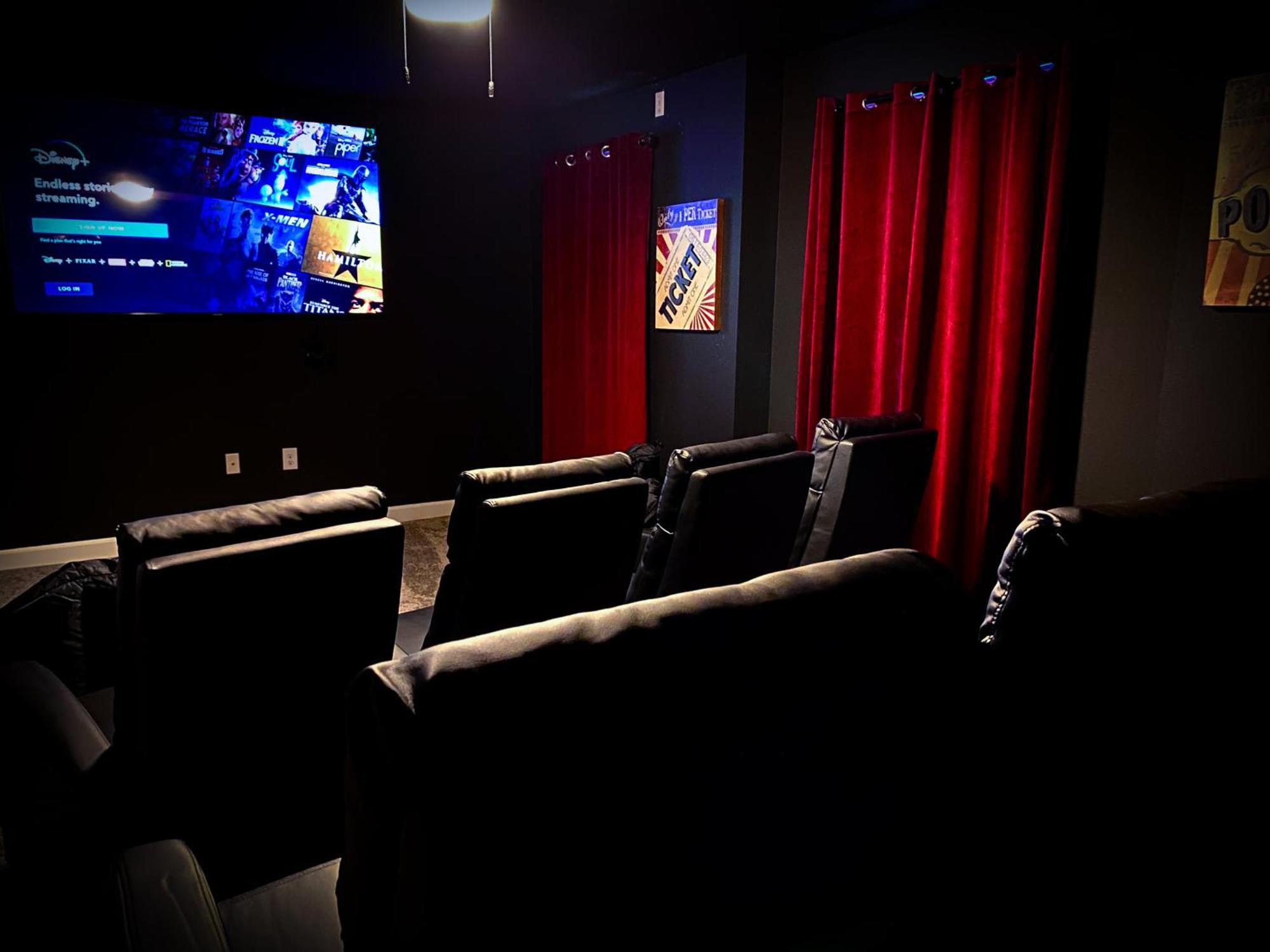 Magical Family Vacation Home Near Disney World At Storey Lake, Star Wars Gameroom, Pool, Theater, Mickey Slide, Sleeps Up To 28 Kissimmee Buitenkant foto