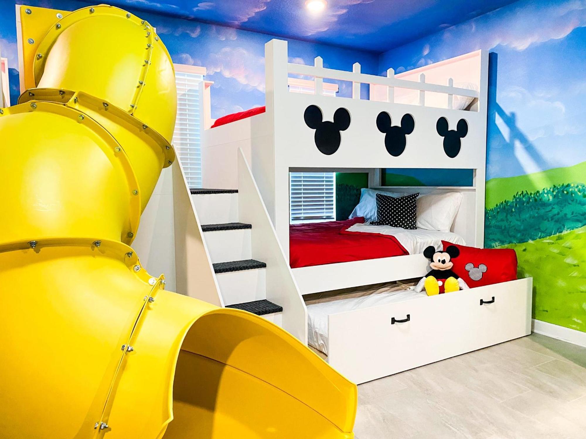 Magical Family Vacation Home Near Disney World At Storey Lake, Star Wars Gameroom, Pool, Theater, Mickey Slide, Sleeps Up To 28 Kissimmee Buitenkant foto